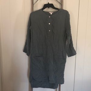 GREEN GAP DRESS SIZE XS WITH POCKETS
